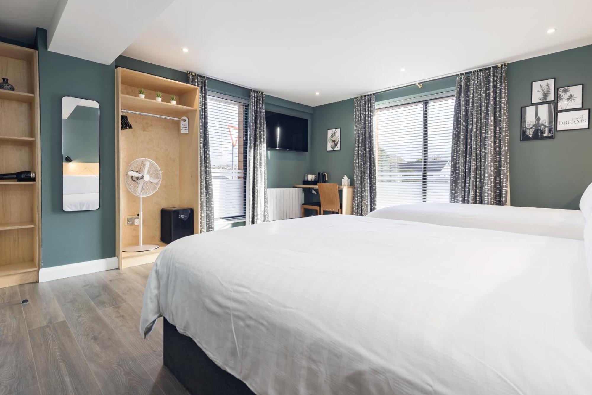 Port 56 Hotell Portstewart Eksteriør bilde